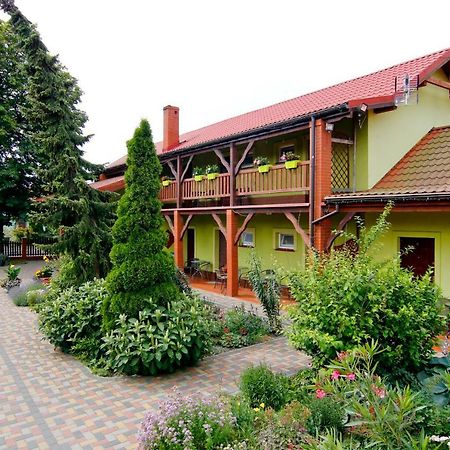 Pod Kasztanem Bed & Breakfast Swinoujscie Exterior photo
