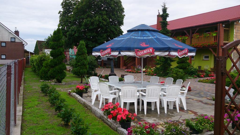Pod Kasztanem Bed & Breakfast Swinoujscie Exterior photo