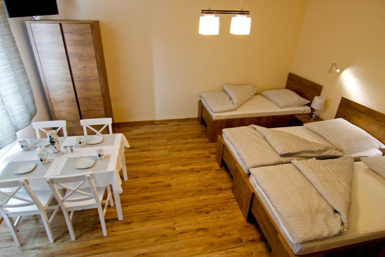 Pod Kasztanem Bed & Breakfast Swinoujscie Exterior photo